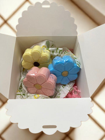 Daisy Bath Bomb Box of 4